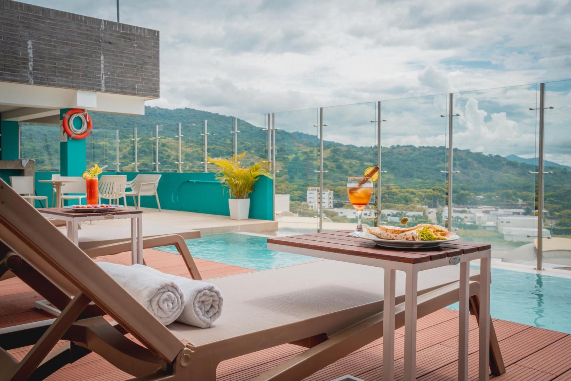 Holiday Inn Express Yopal By Ihg Εξωτερικό φωτογραφία