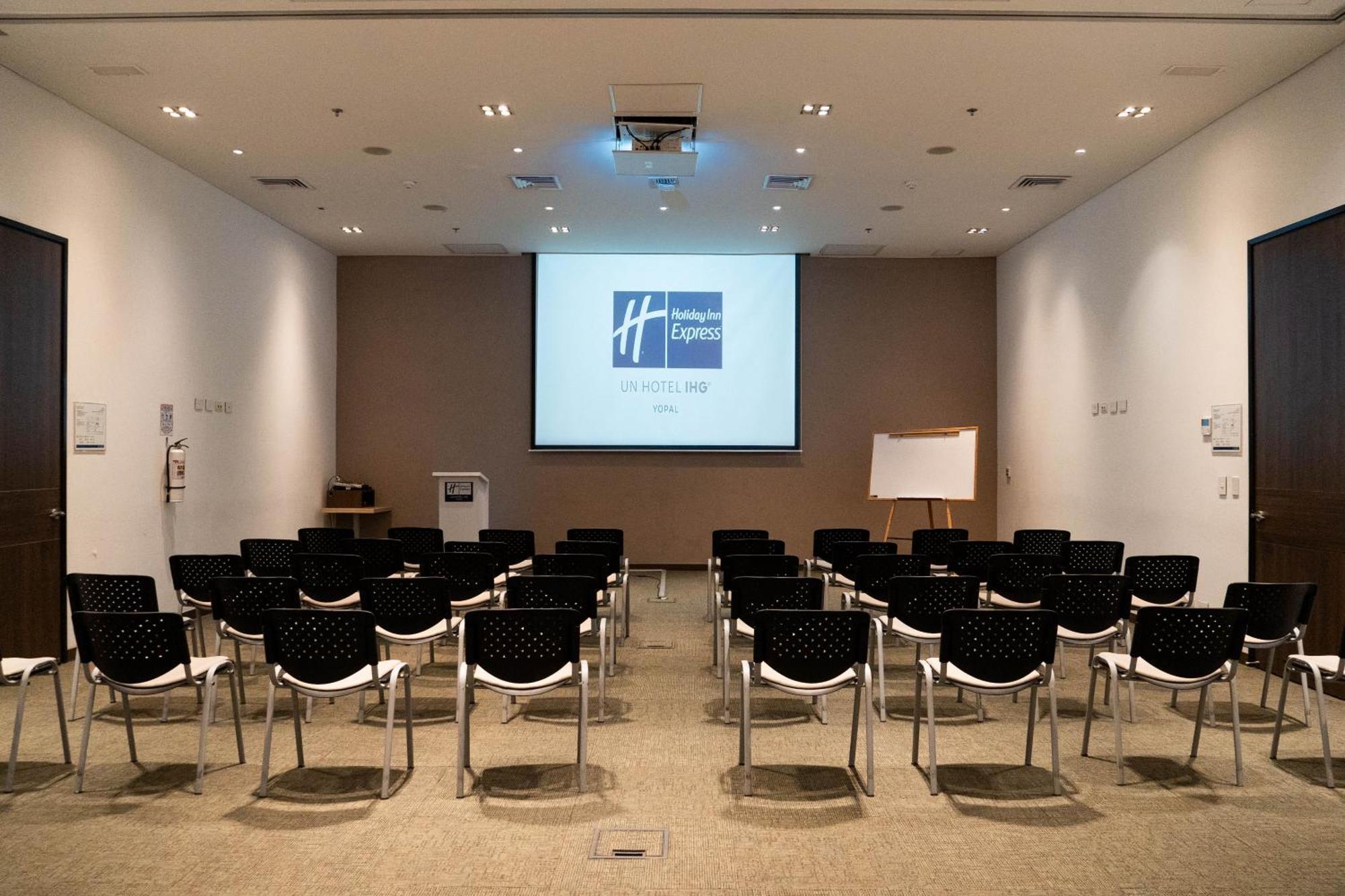 Holiday Inn Express Yopal By Ihg Εξωτερικό φωτογραφία